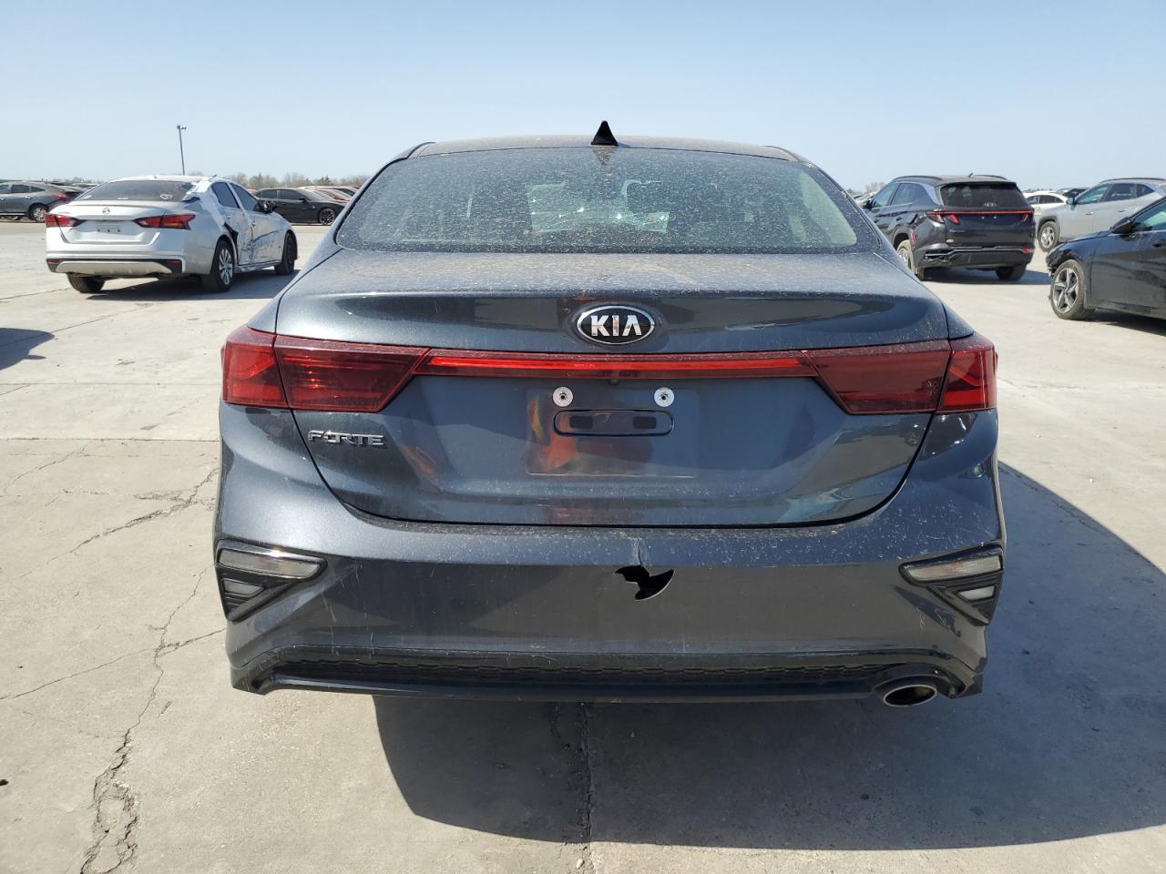 2021 KIA FORTE FE - Image 6