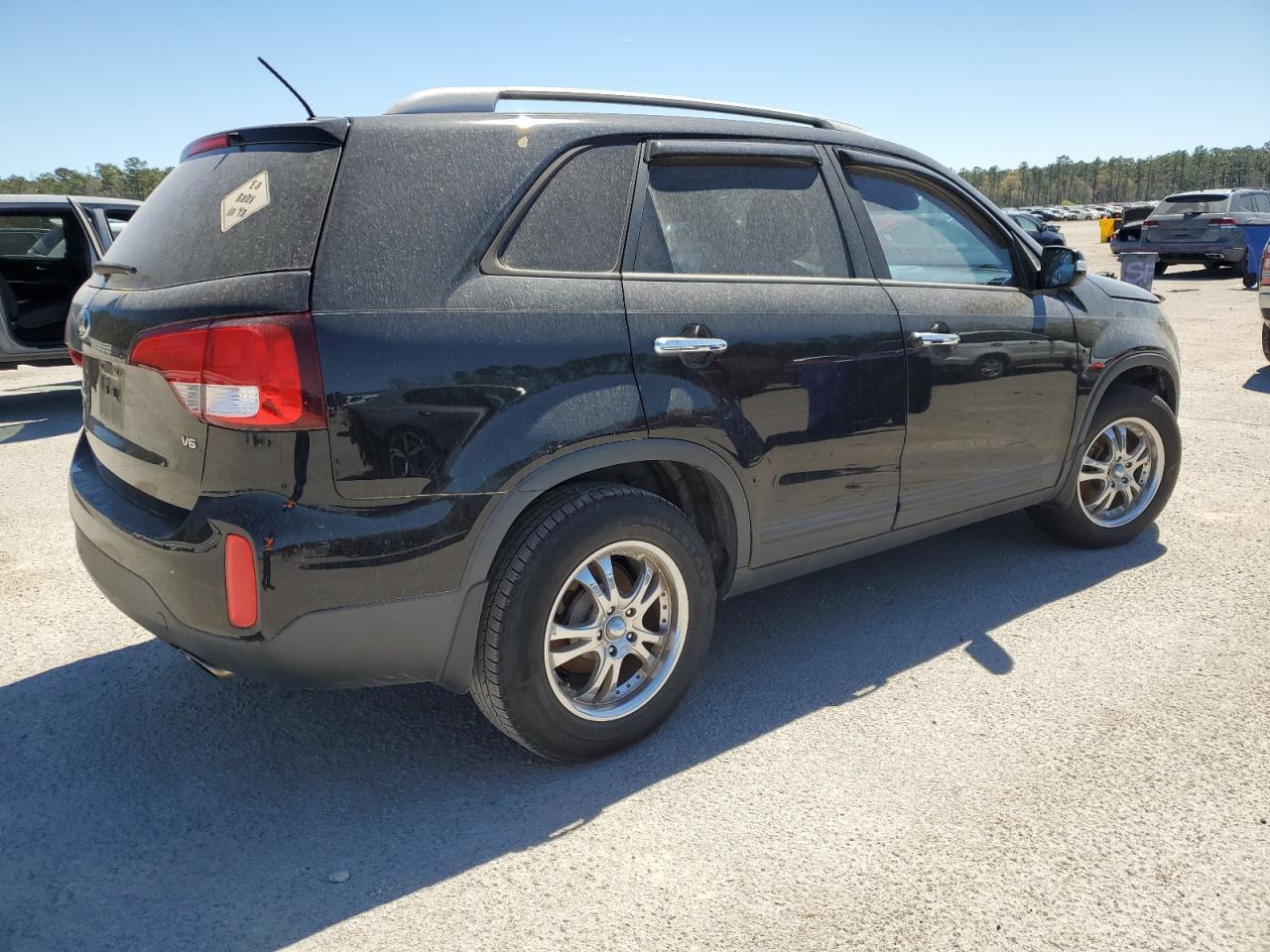 2015 KIA SORENTO LX - Image 3