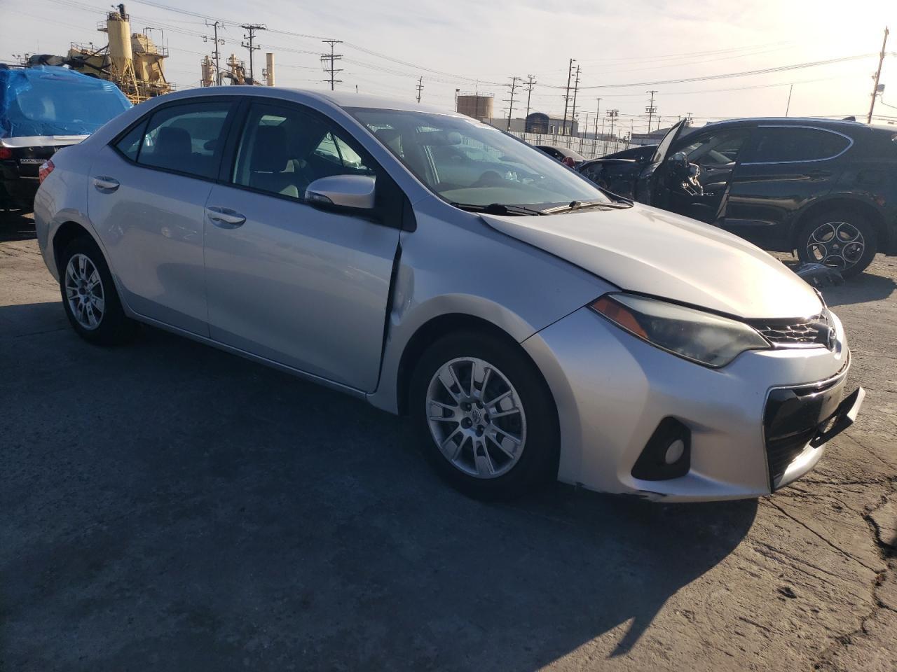2015 TOYOTA COROLLA L - Image 4