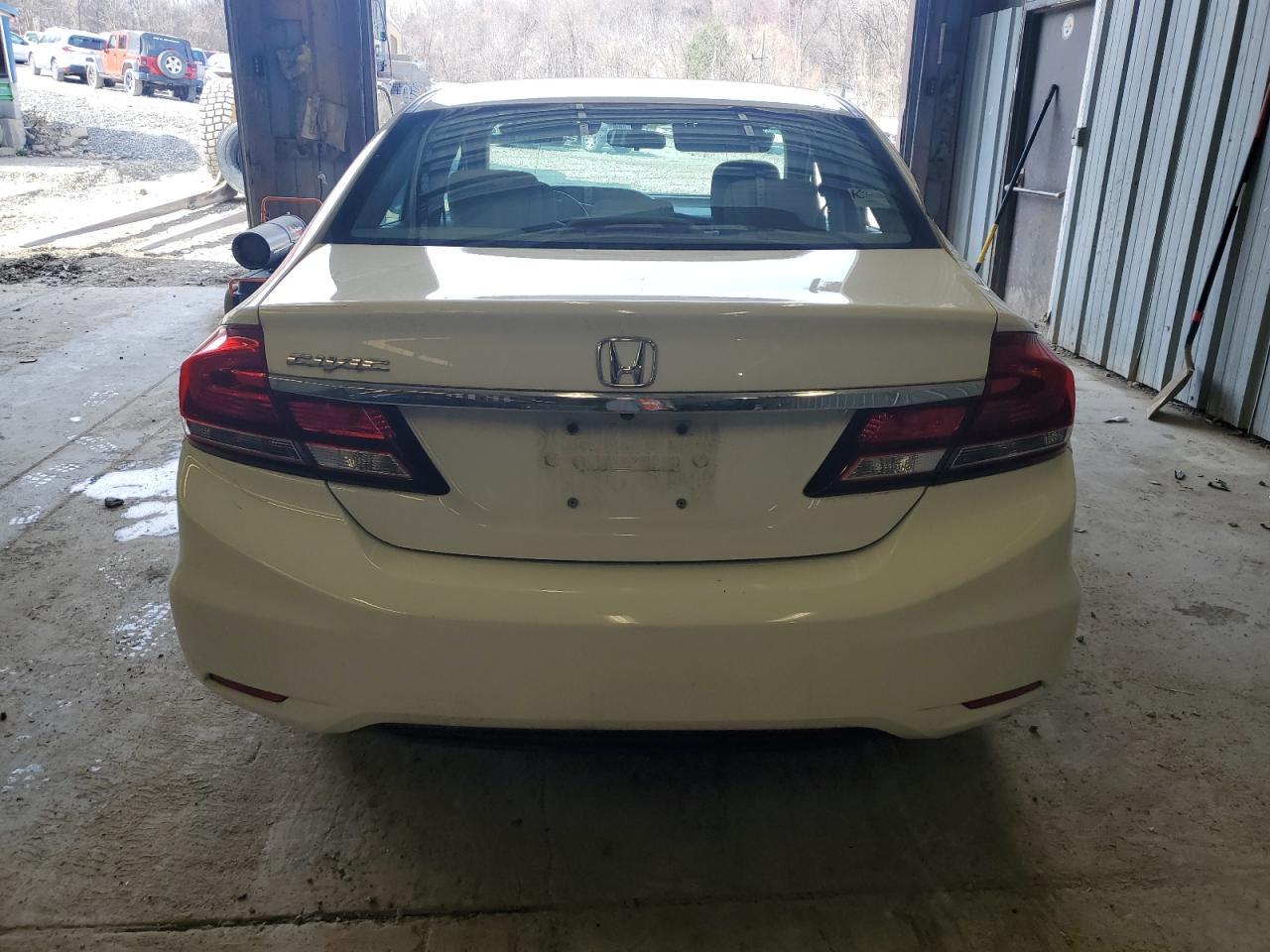 2015 HONDA CIVIC LX - Image 6