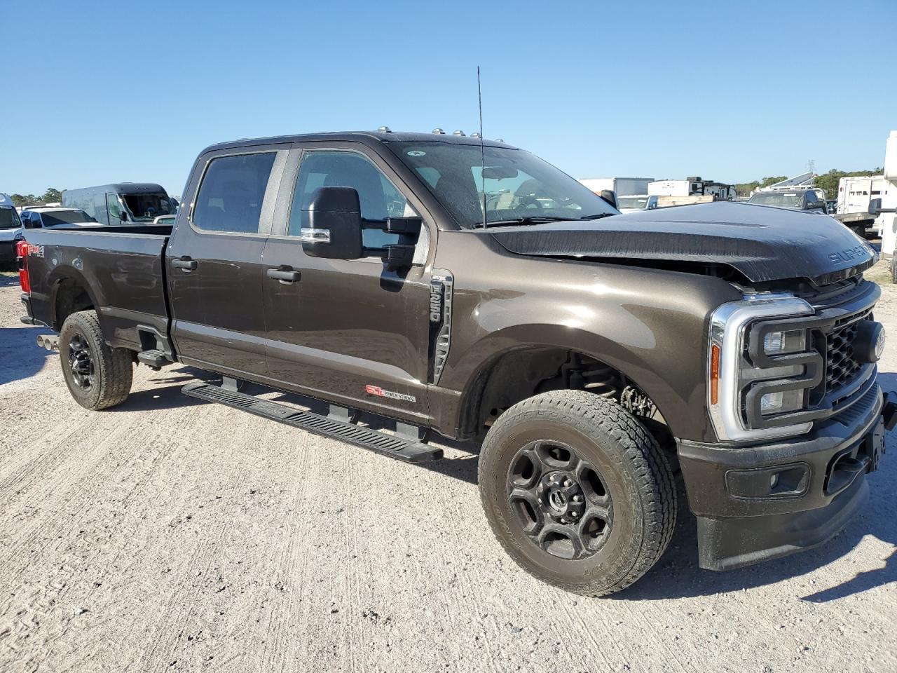 2024 FORD F250 SUPER - Фото 4