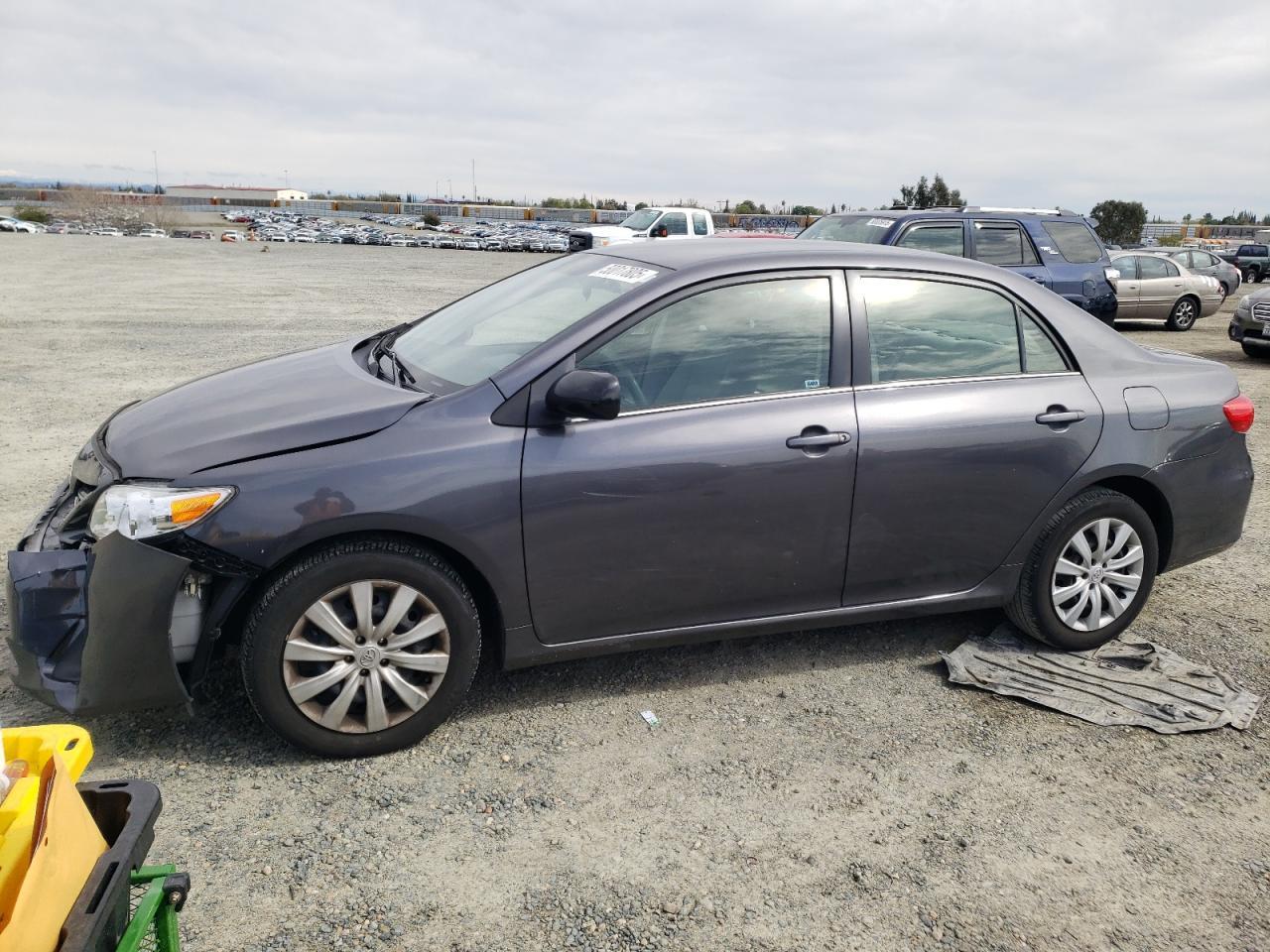 2013 TOYOTA COROLLA BA