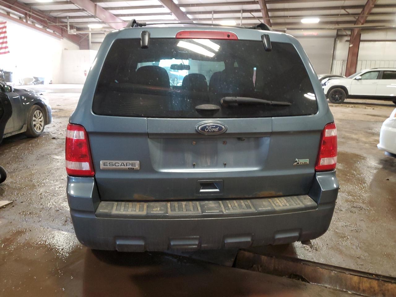 2012 FORD ESCAPE XLT - Image 6
