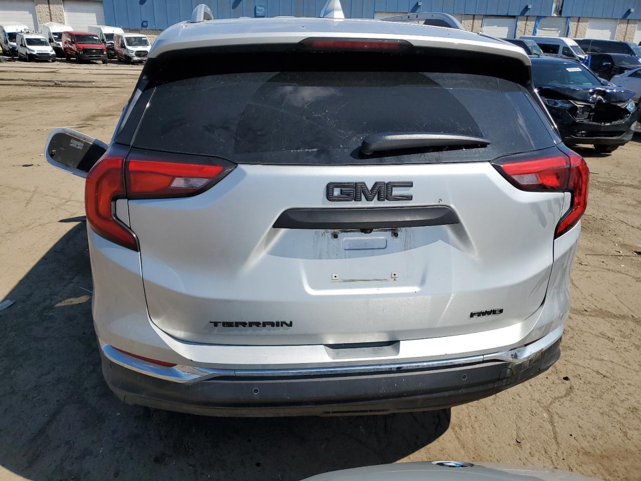 2019 GMC TERRAIN SL - Фото 6