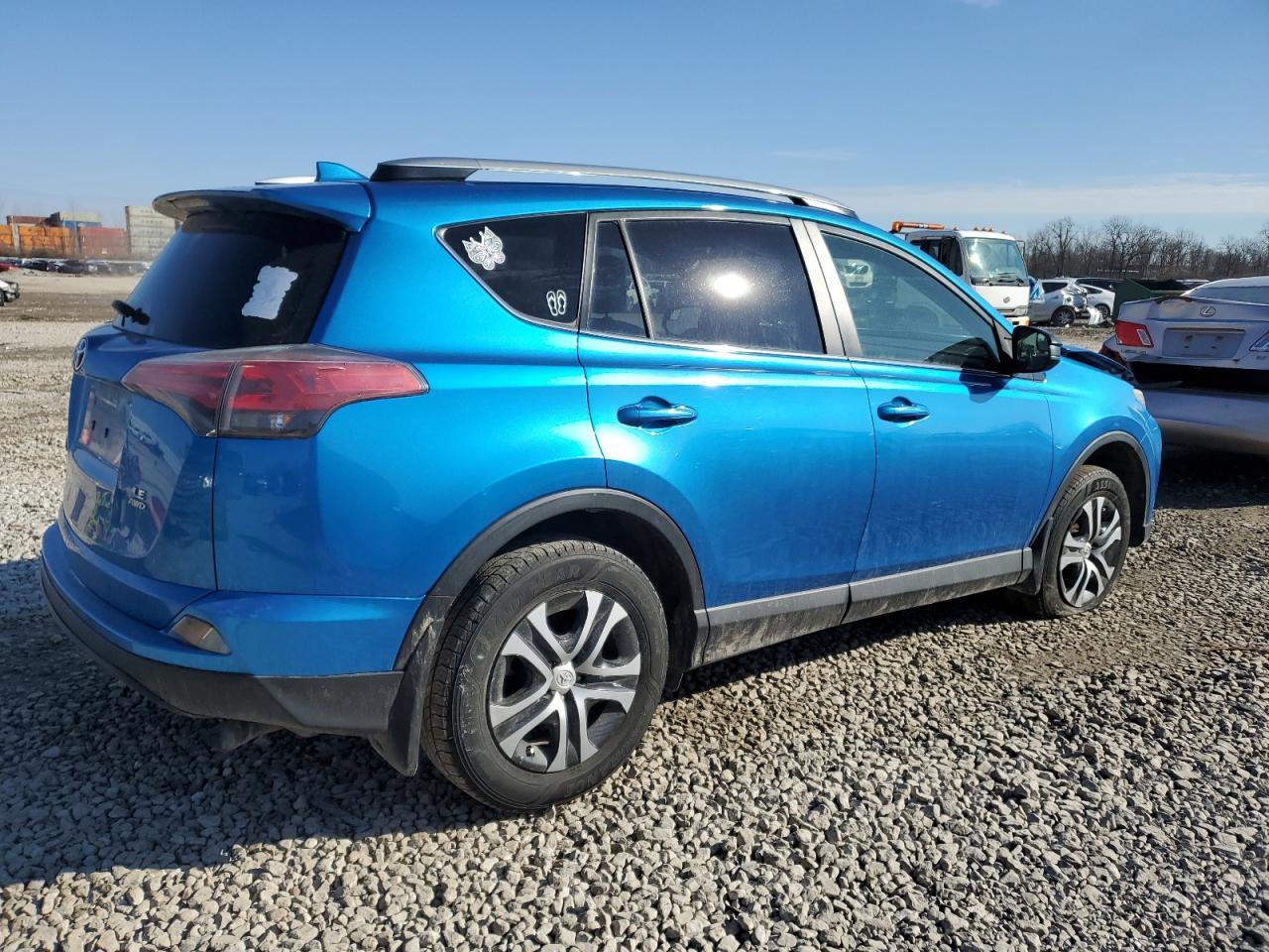 2017 TOYOTA RAV4 LE - Image 3