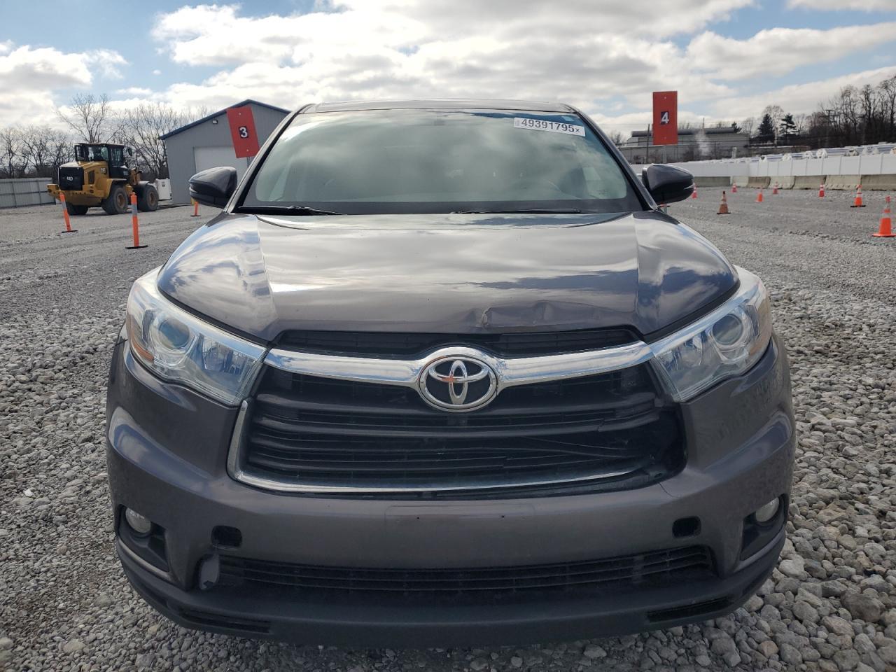 2015 TOYOTA HIGHLANDER - Image 5