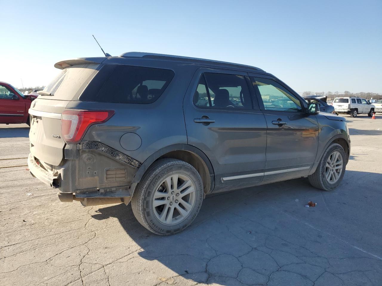 2018 FORD EXPLORER X - Image 3