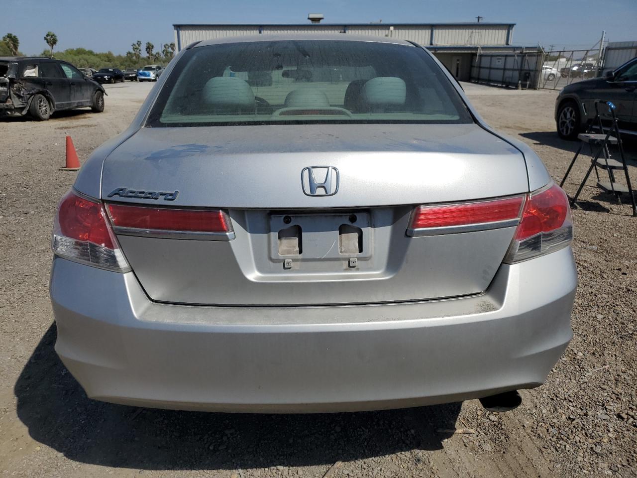 2011 HONDA ACCORD LXP - Фото 6