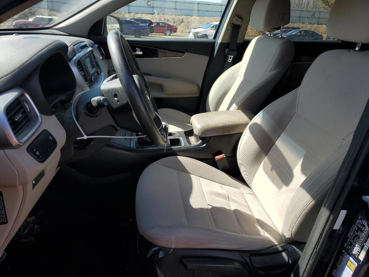 2017 KIA SORENTO LX - Фото 7