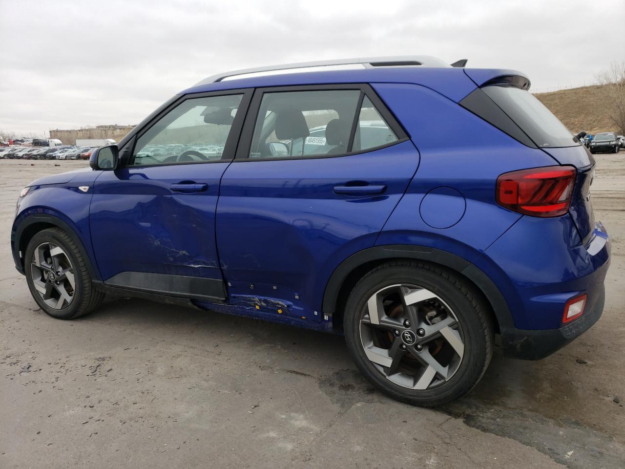 2022 HYUNDAI VENUE SEL - Фото 2