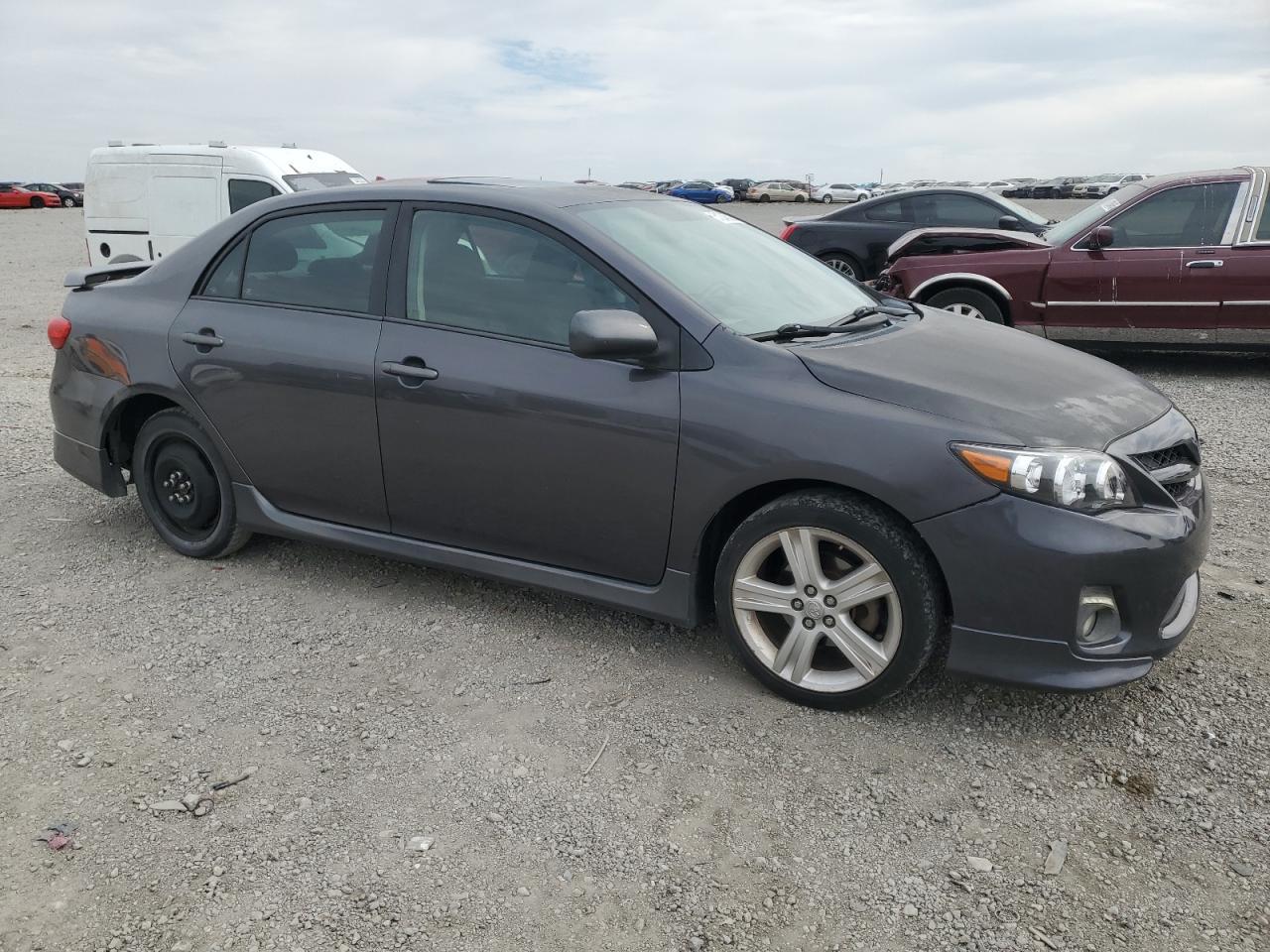 2013 TOYOTA COROLLA BA - Фото 4
