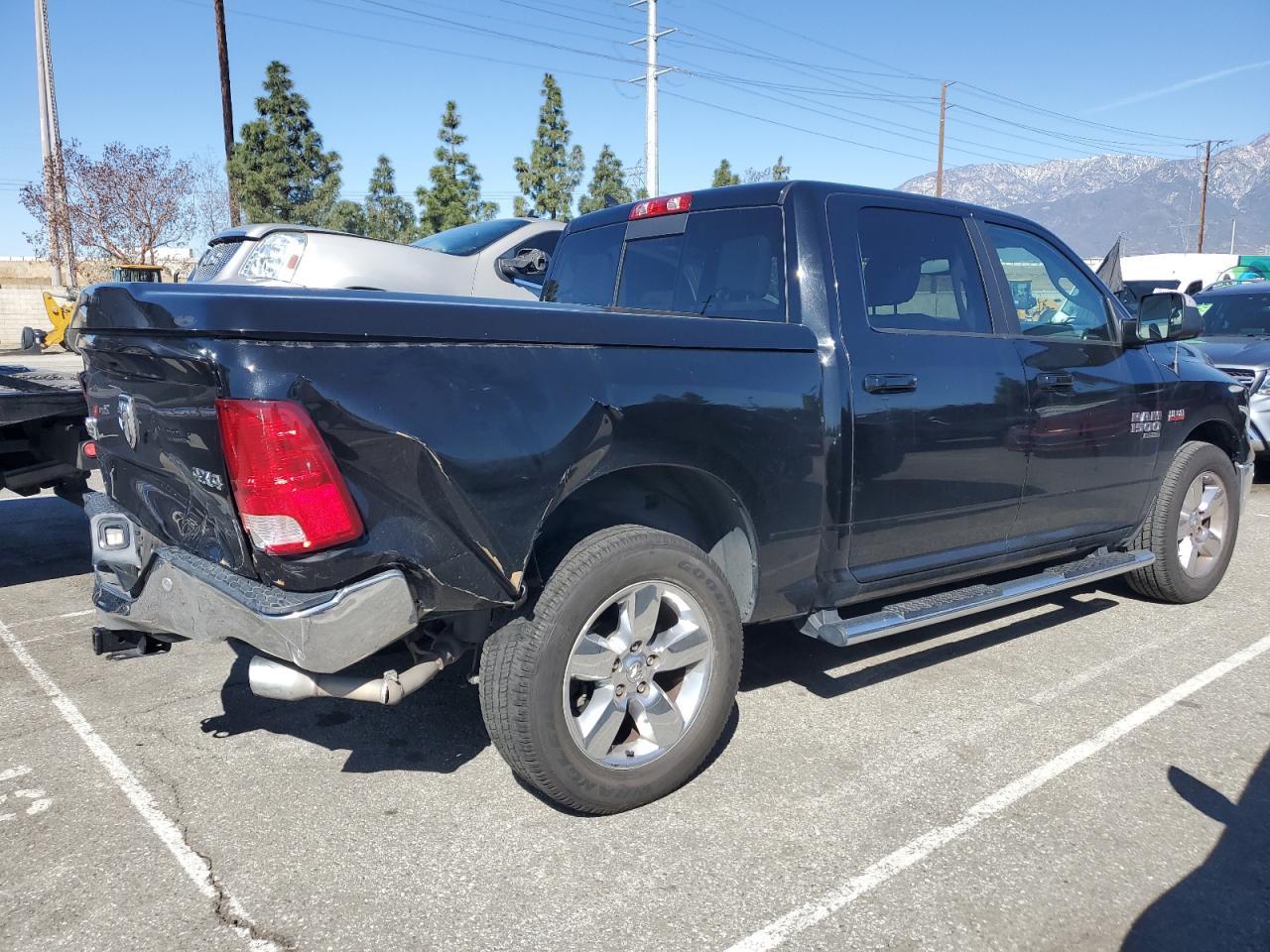 2019 RAM 1500 CLASS - Image 3