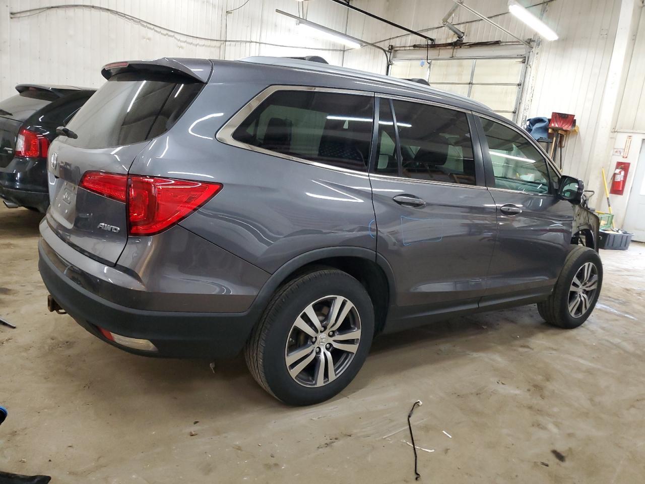 2016 HONDA PILOT EXL - Фото 3
