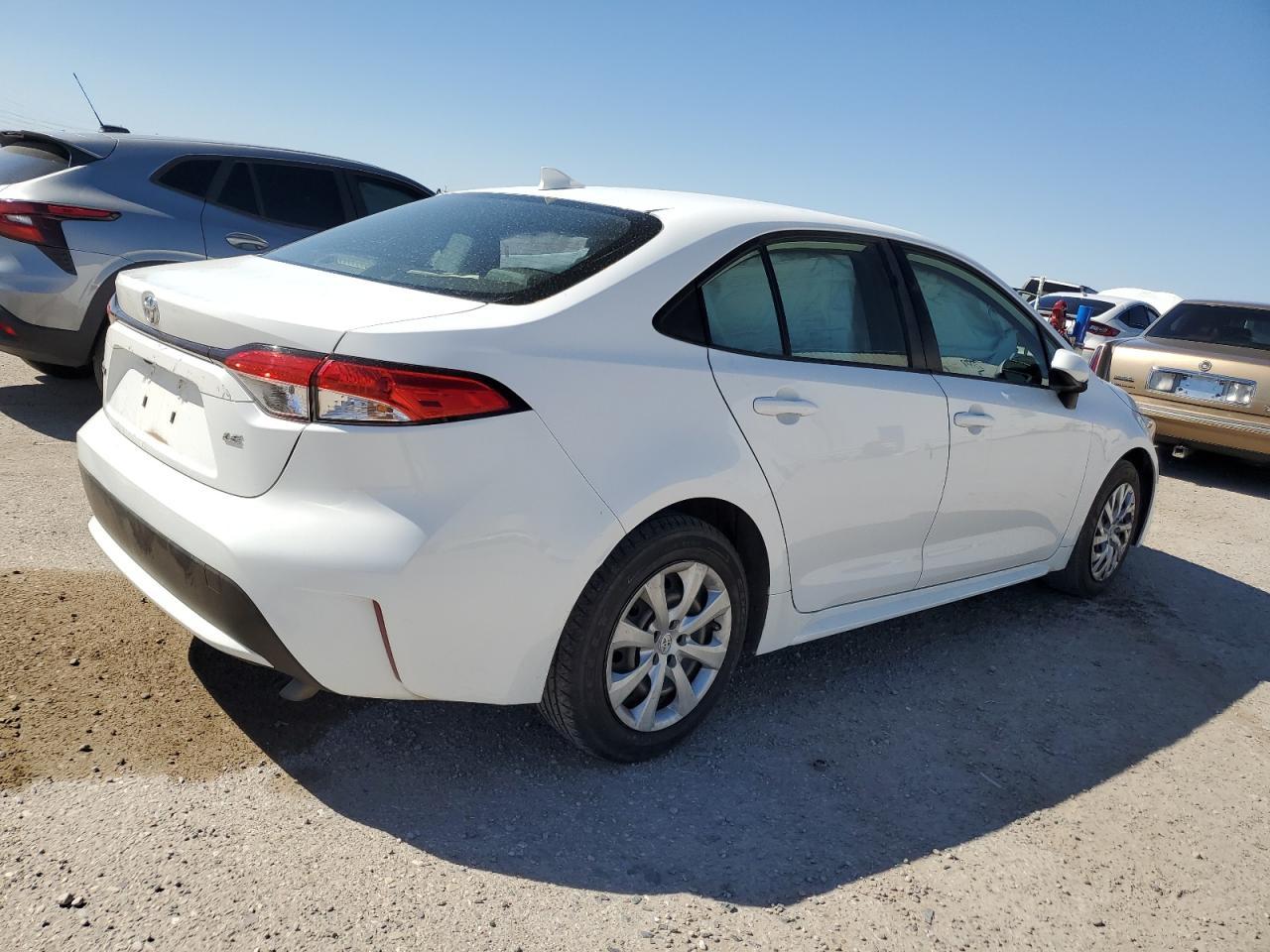 2020 TOYOTA COROLLA LE - Фото 3