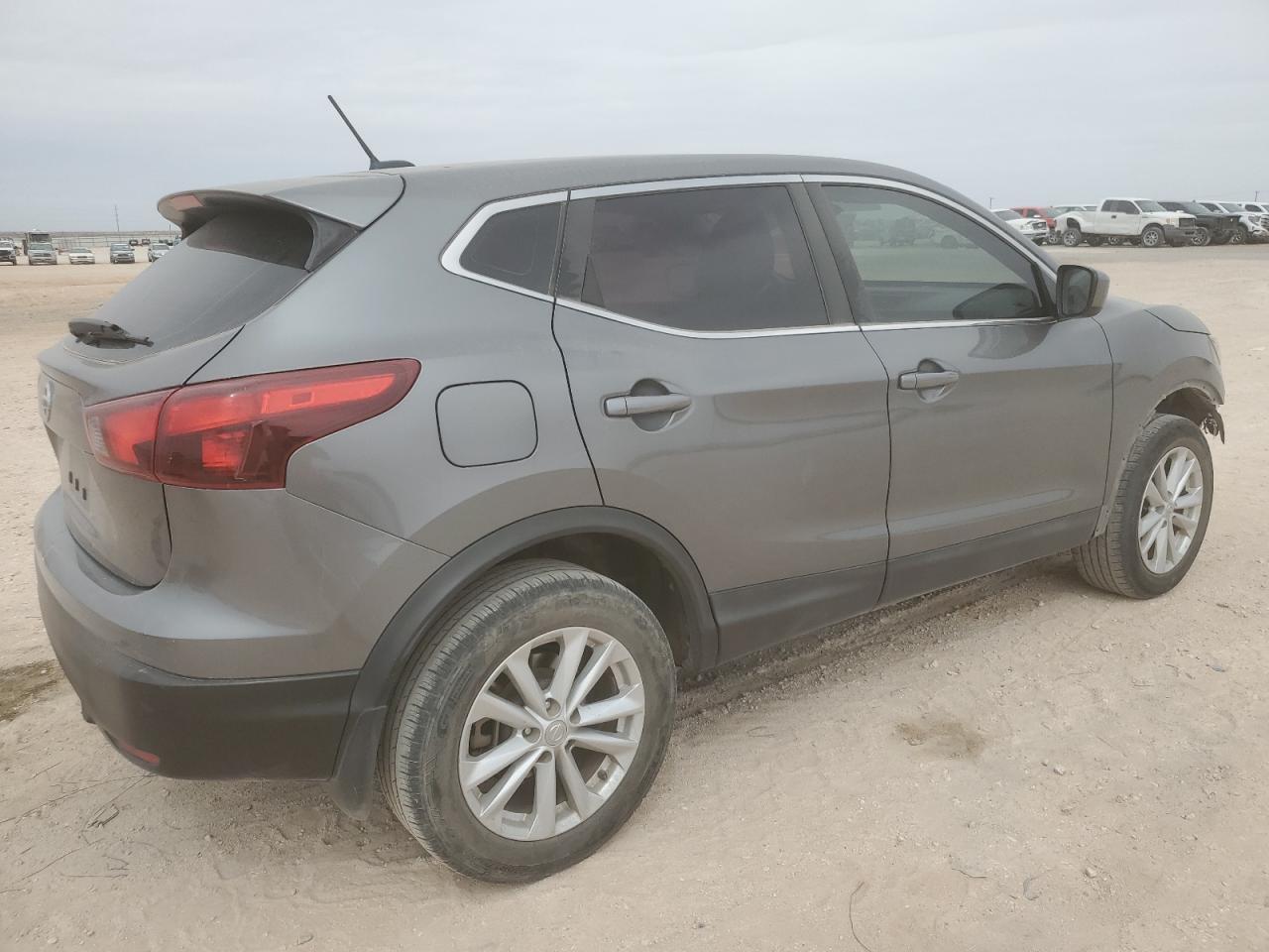 2018 NISSAN ROGUE SPOR - Image 3
