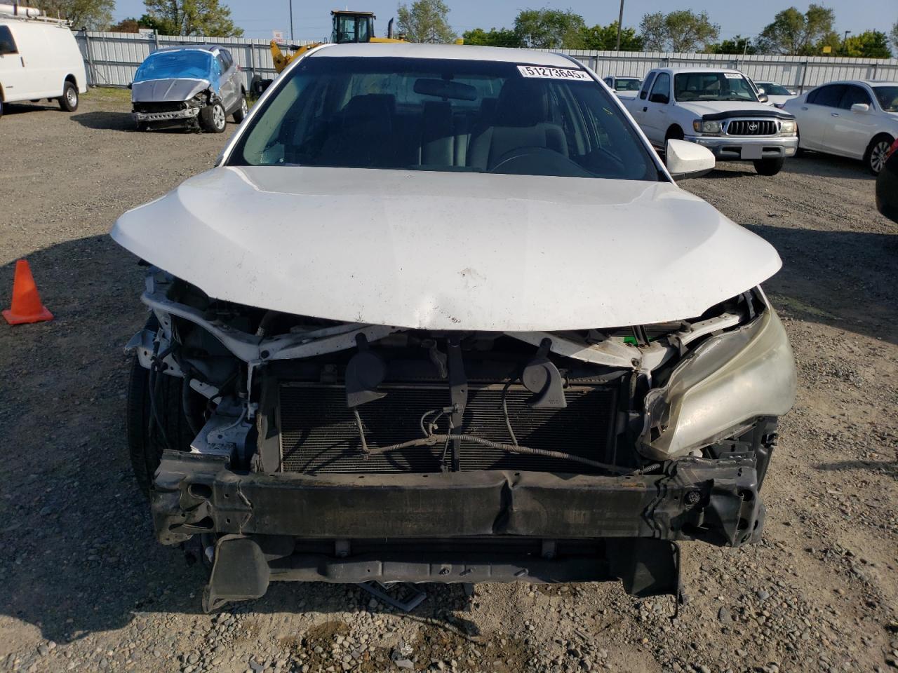 2016 TOYOTA CAMRY LE - Image 5