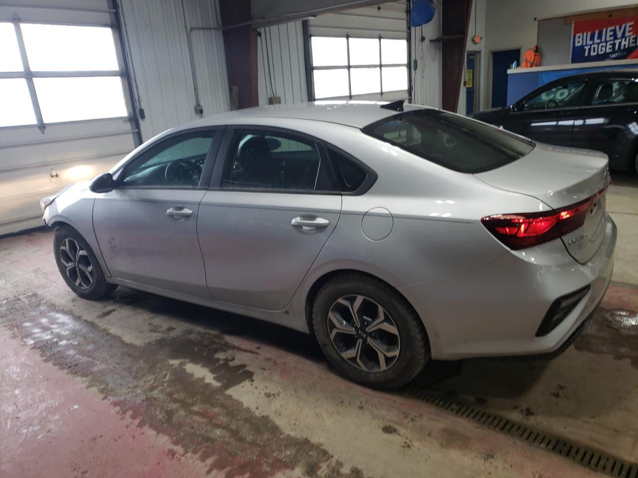 2021 KIA FORTE FE - Фото 2