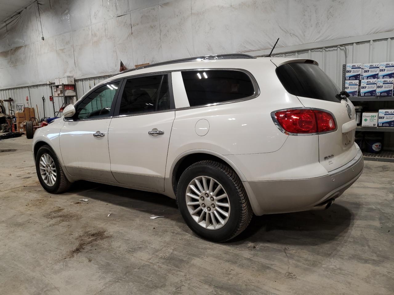 2011 BUICK ENCLAVE CX - Image 2
