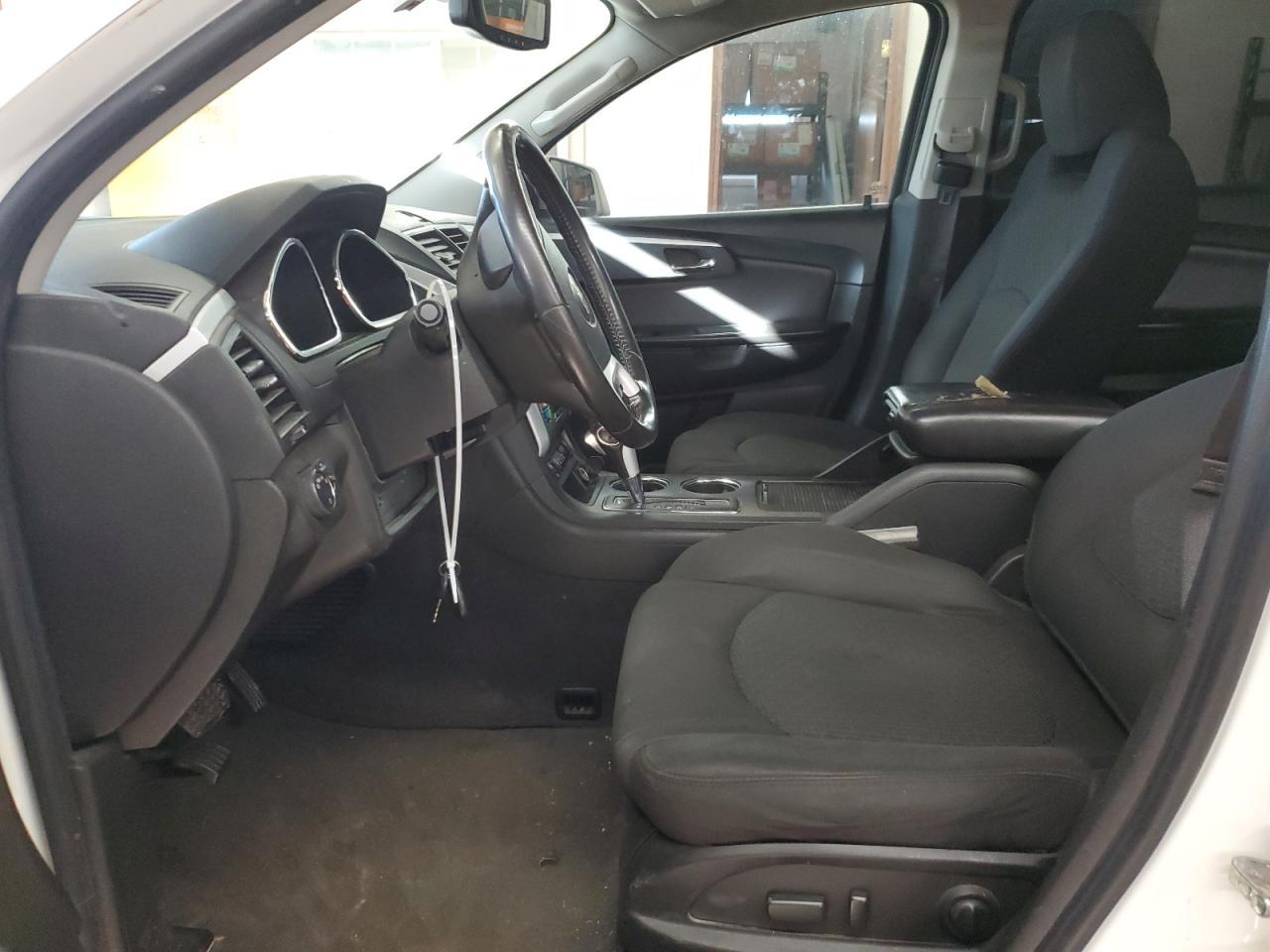 2012 CHEVROLET TRAVERSE L - Image 7