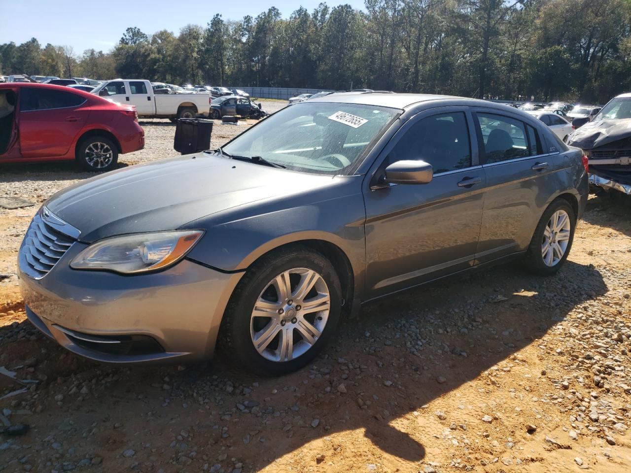 2013 CHRYSLER 200 LX