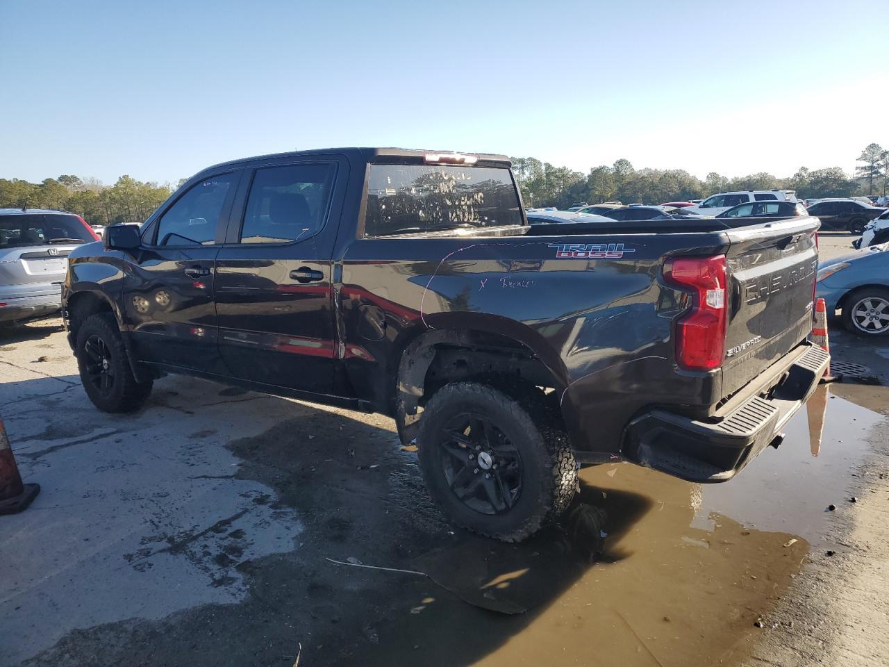 2019 CHEVROLET SILVERADO - Фото 2