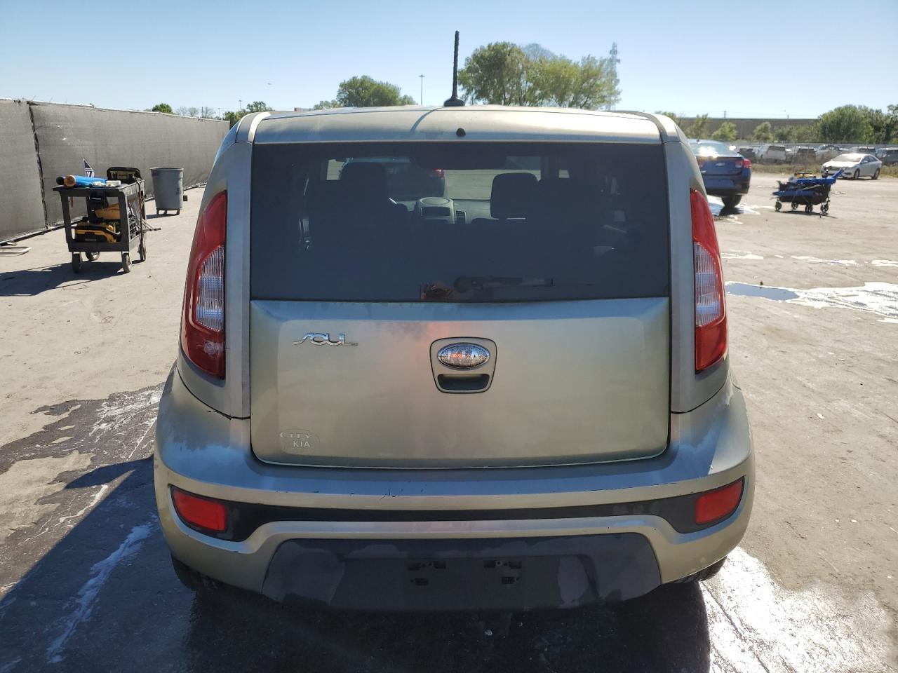 2013 KIA SOUL - Image 6
