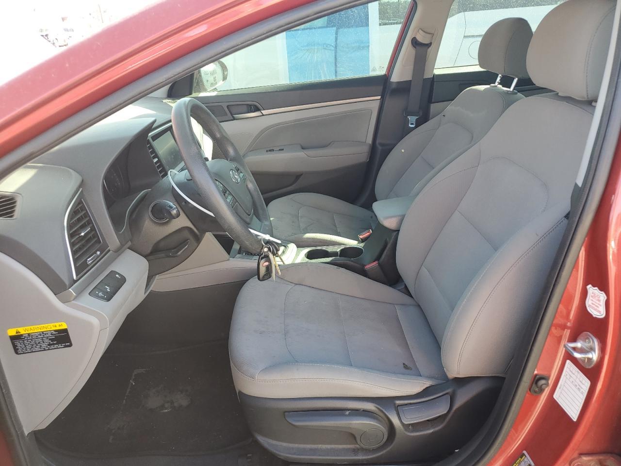 2018 HYUNDAI ELANTRA SE - Фото 7