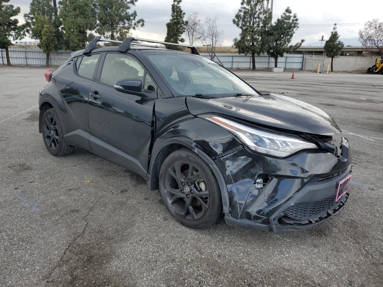 2021 TOYOTA C-HR XLE - Фото 4