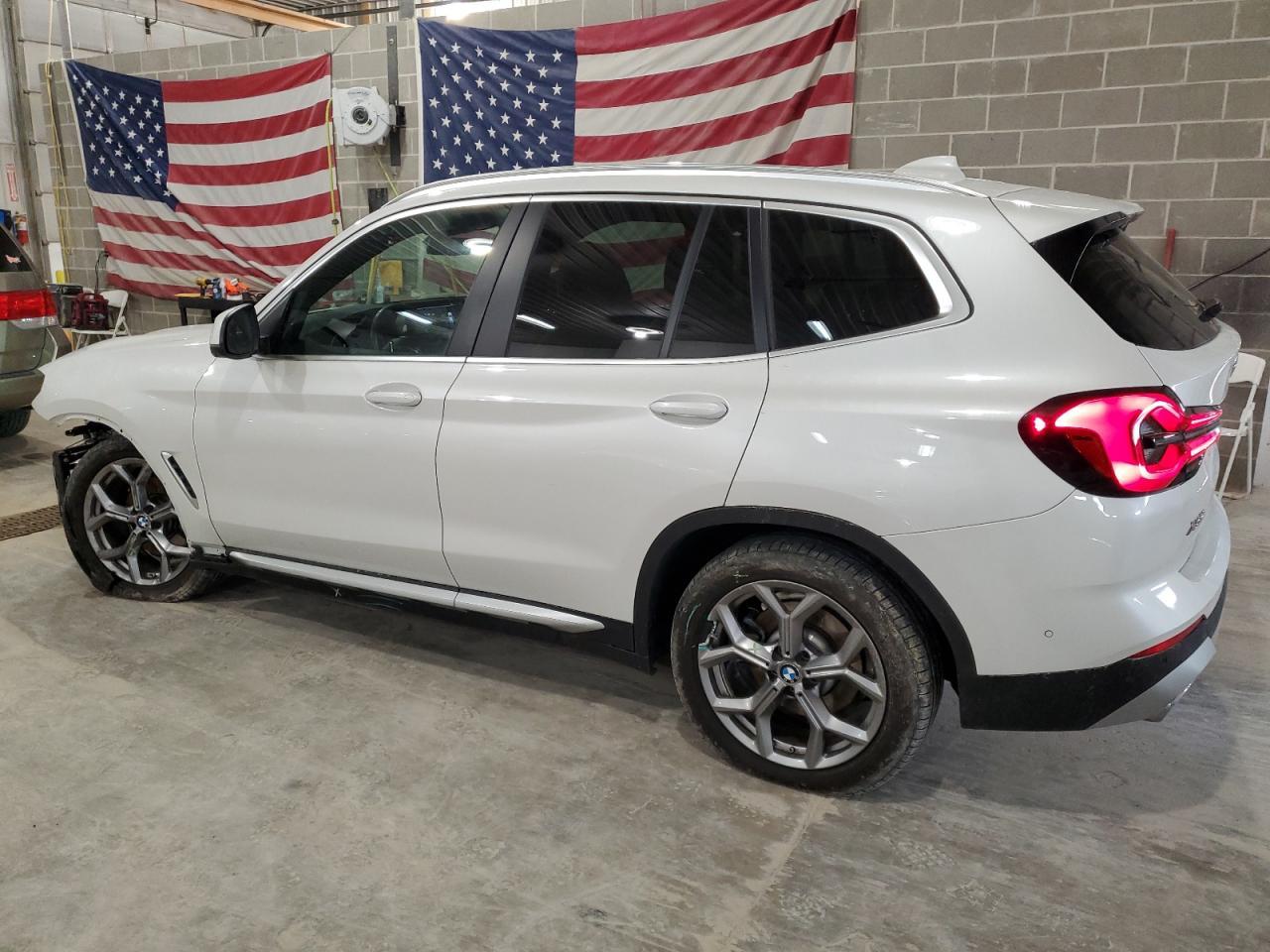 2023 BMW X3 XDRIVE3 - Image 2