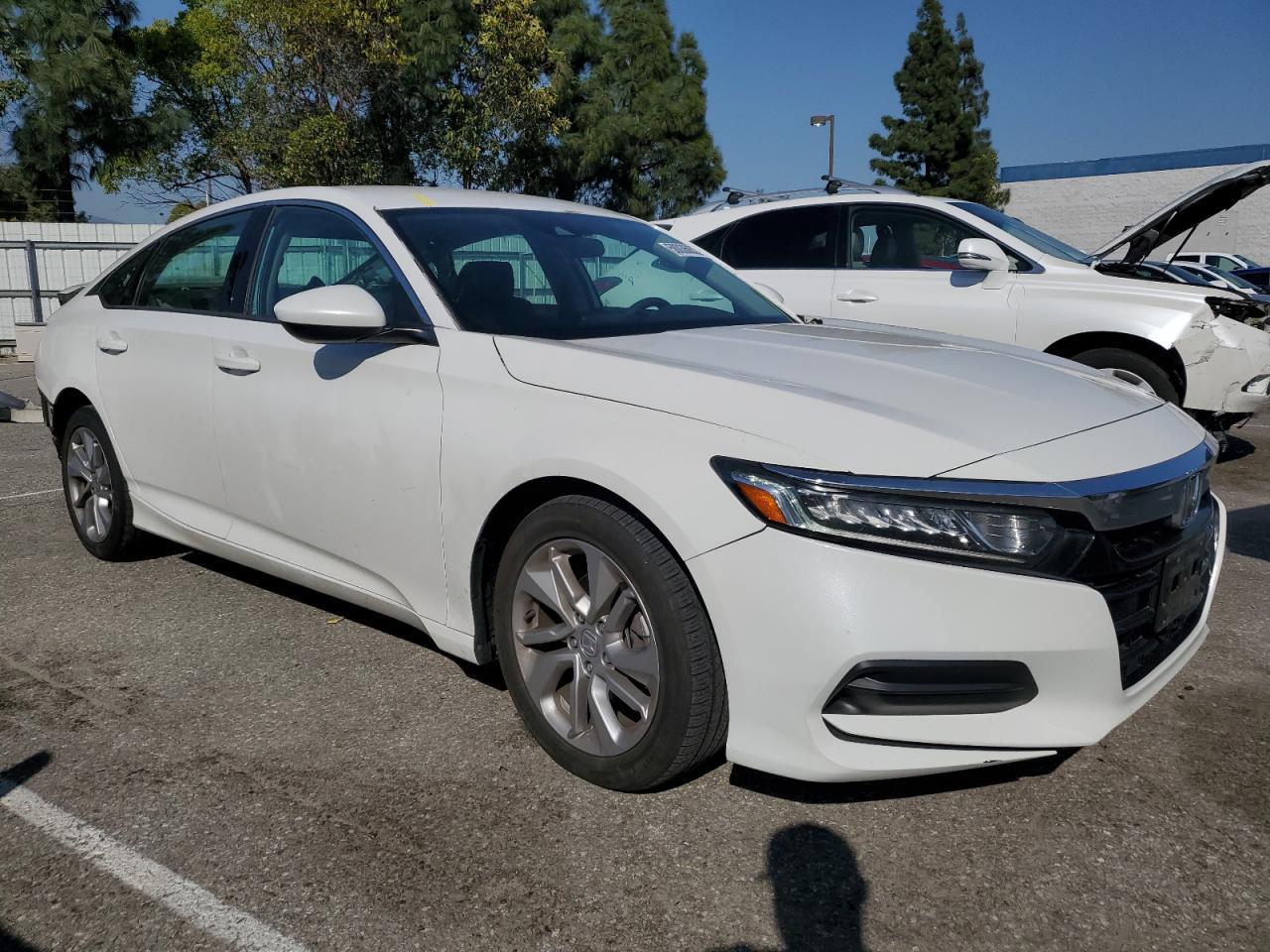 2018 HONDA ACCORD LX - Фото 4