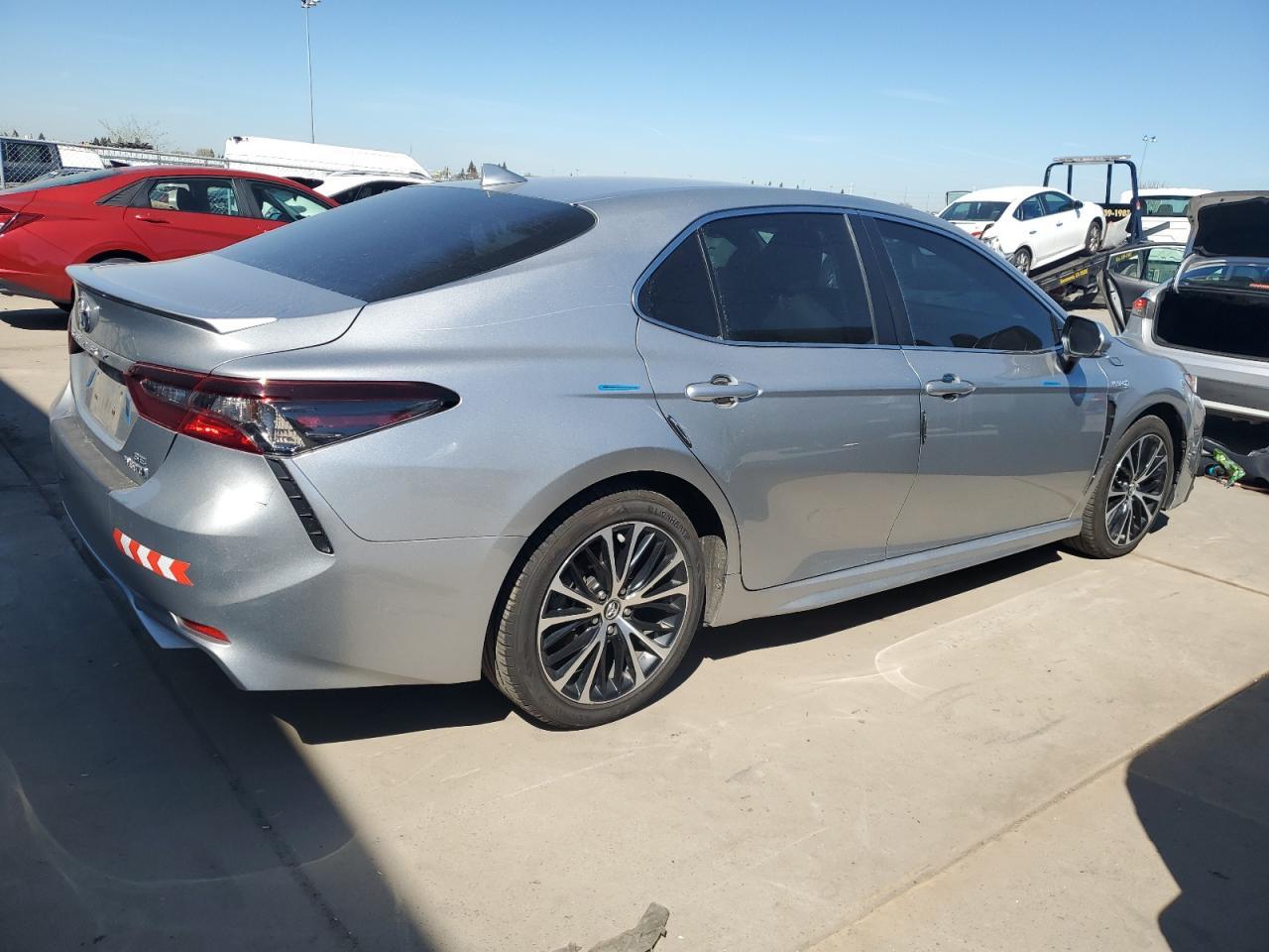 2021 TOYOTA CAMRY SE - Image 3