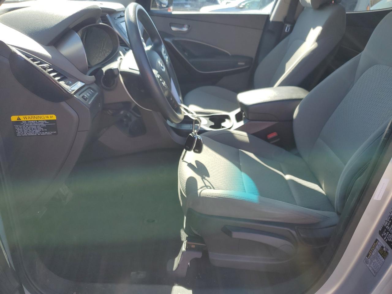 2017 HYUNDAI SANTA FE S - Image 7