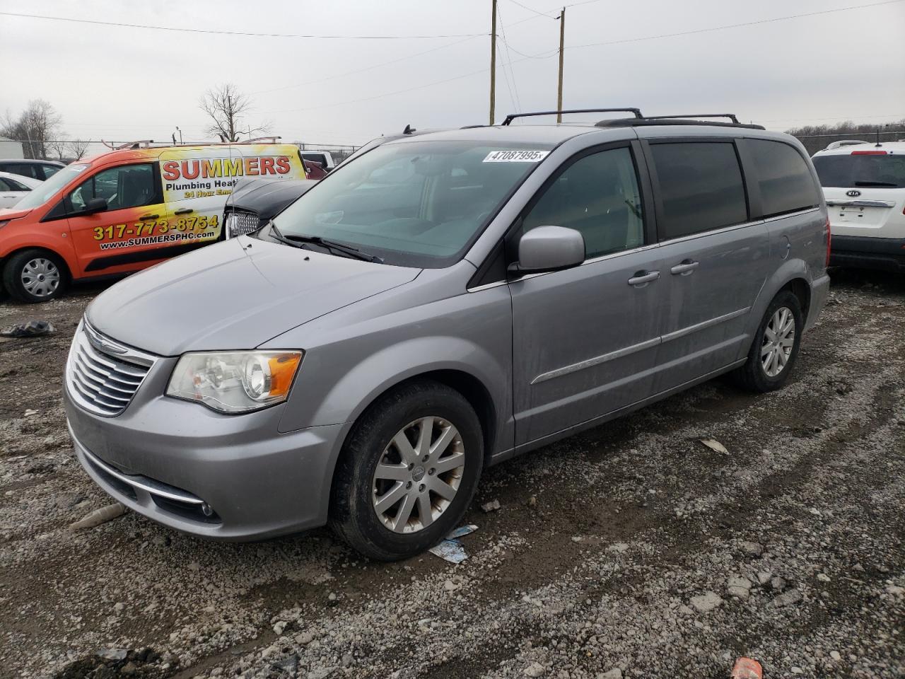 2014 CHRYSLER TOWN & COU
