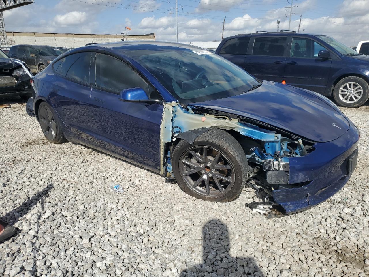2023 TESLA MODEL 3 - Фото 4