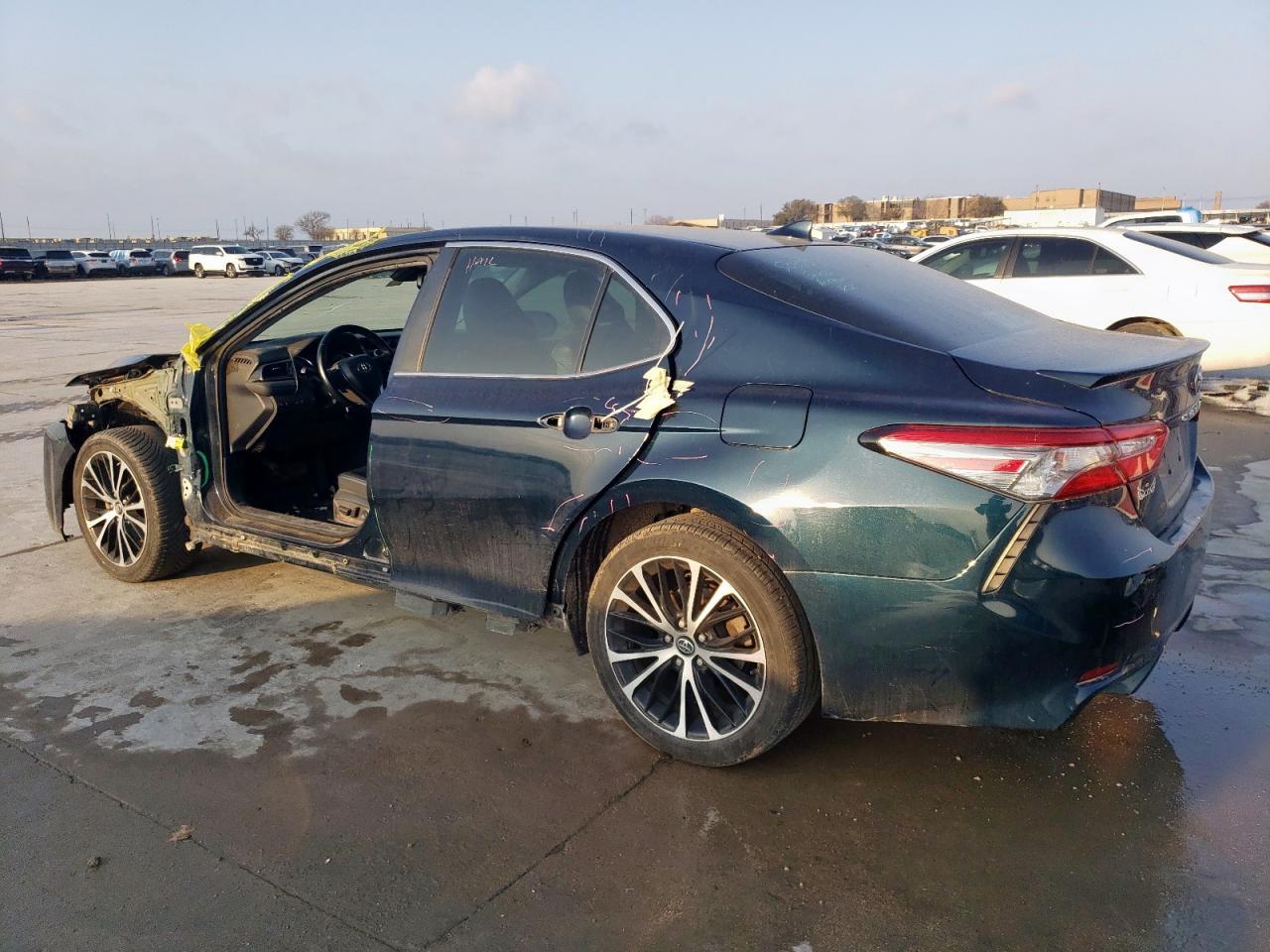 2019 TOYOTA CAMRY L - Фото 2