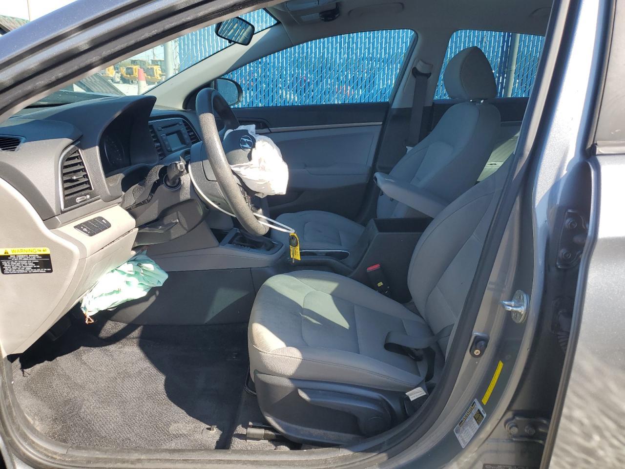 2017 HYUNDAI ELANTRA SE - Фото 7