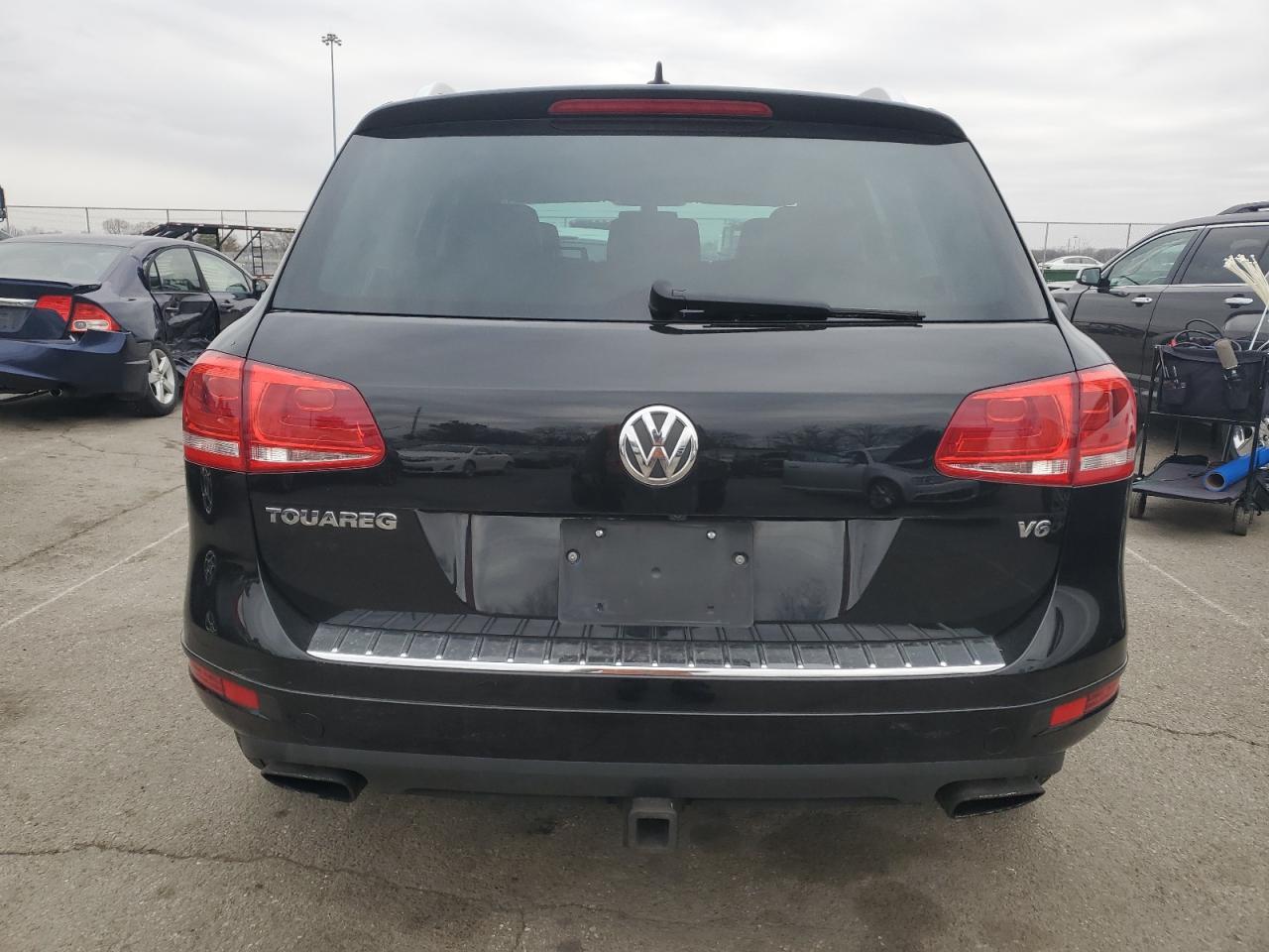 2014 VOLKSWAGEN TOUAREG V6 - Фото 6