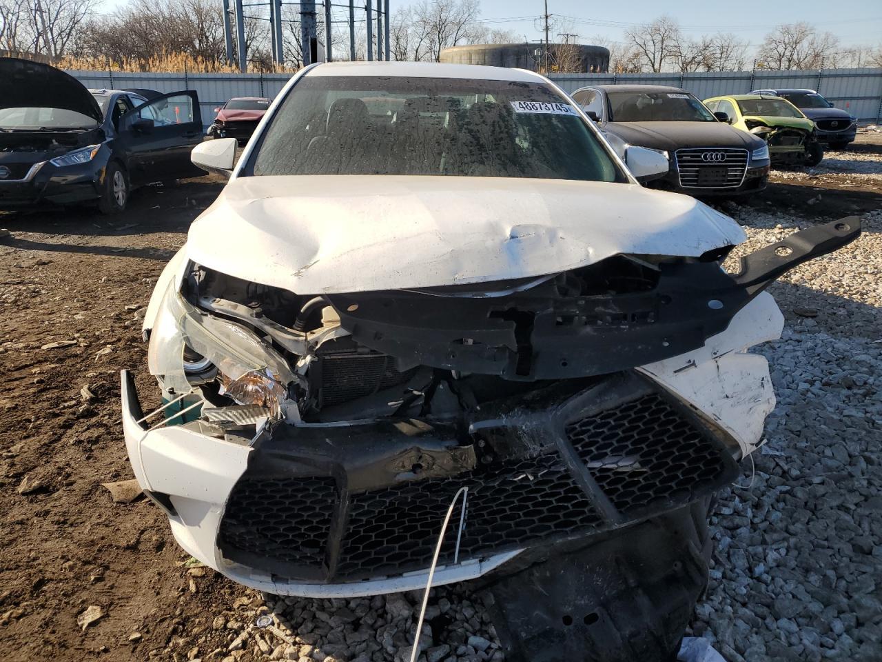 2016 TOYOTA CAMRY LE - Фото 5