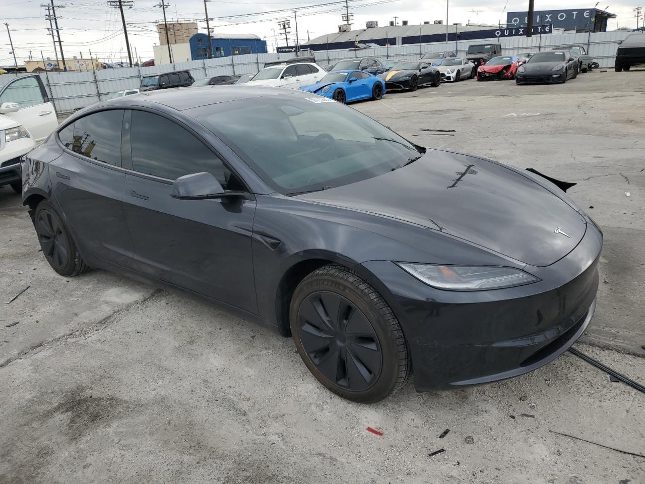 2024 TESLA MODEL 3 - Фото 4