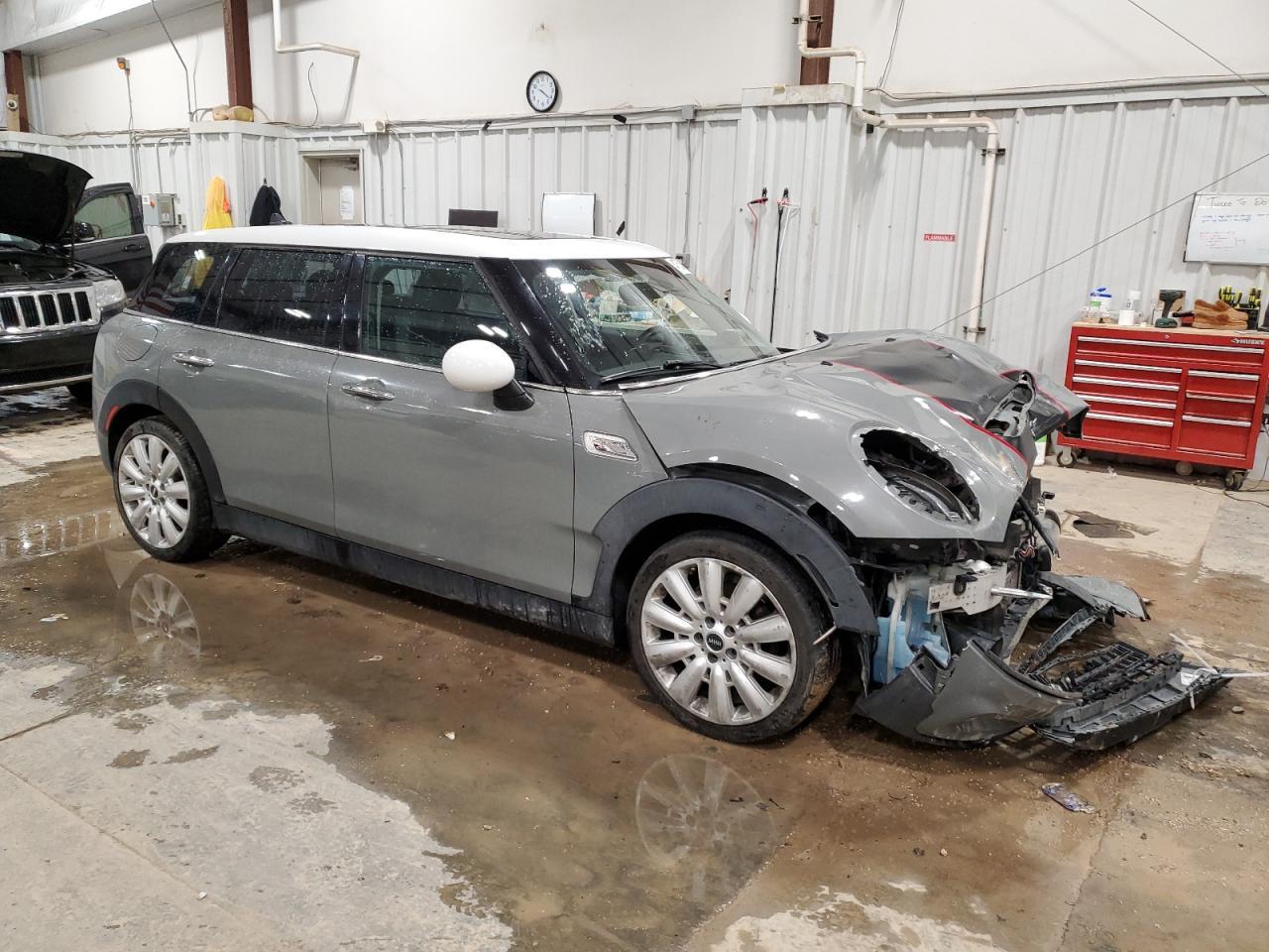 2017 MINI COOPER S C - Image 4