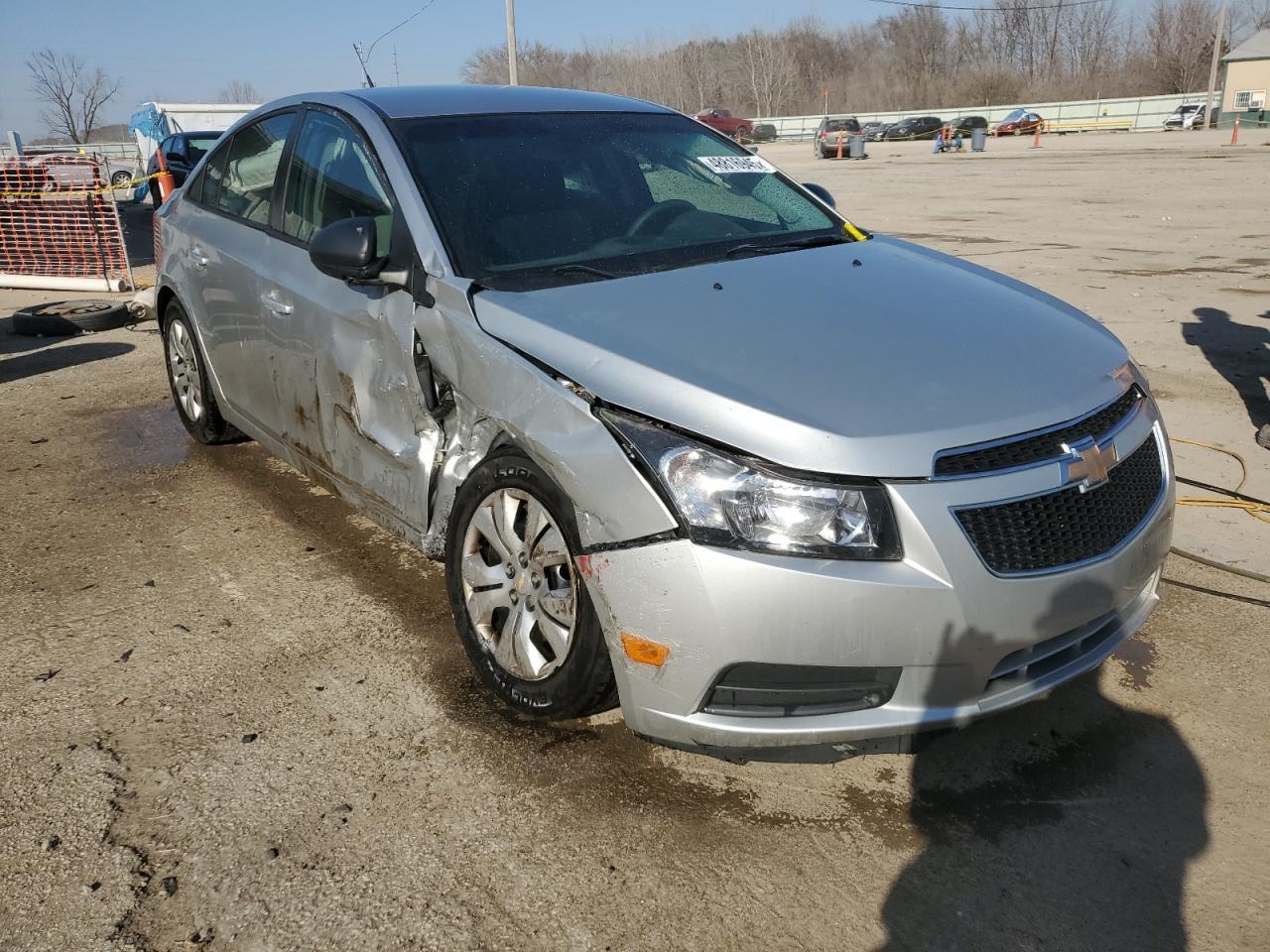 2014 CHEVROLET CRUZE LS - Image 4