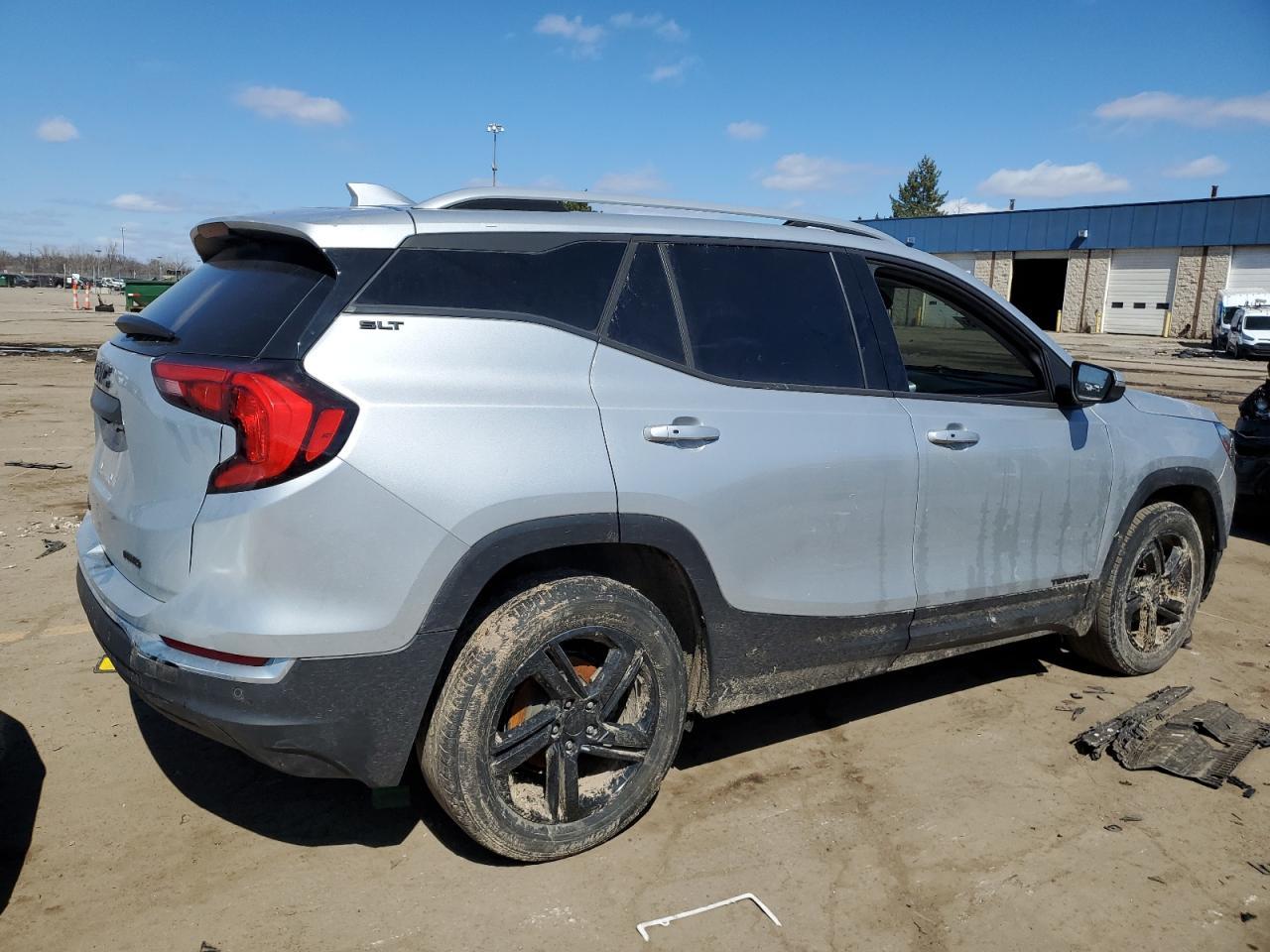 2019 GMC TERRAIN SL - Фото 3