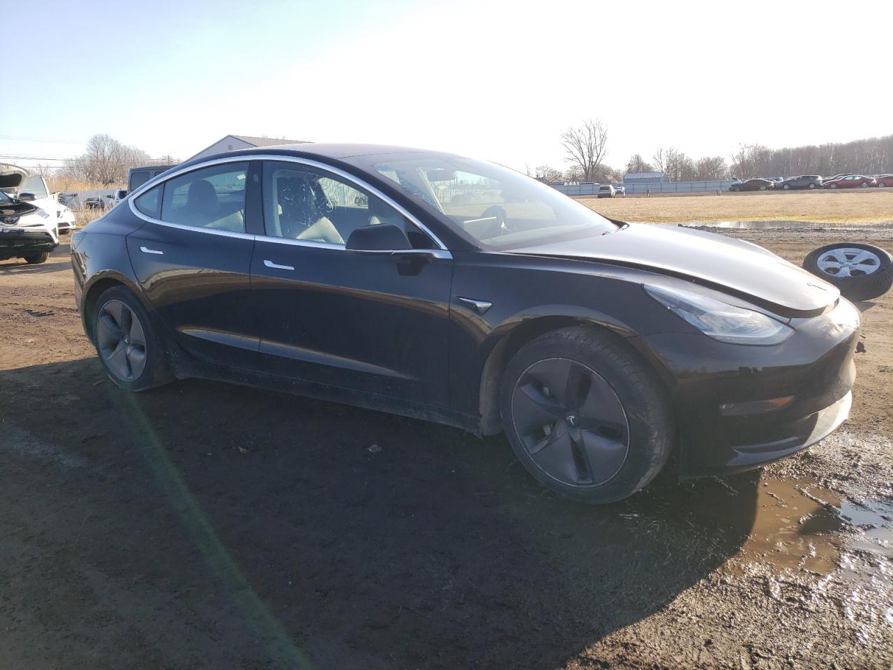 2019 TESLA MODEL 3 - Image 4