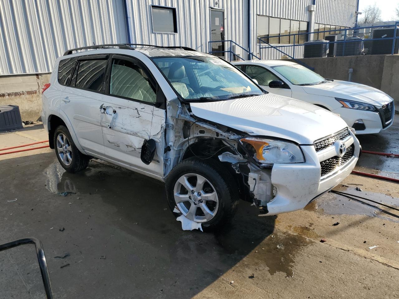 2011 TOYOTA RAV4 LIMIT - Фото 4