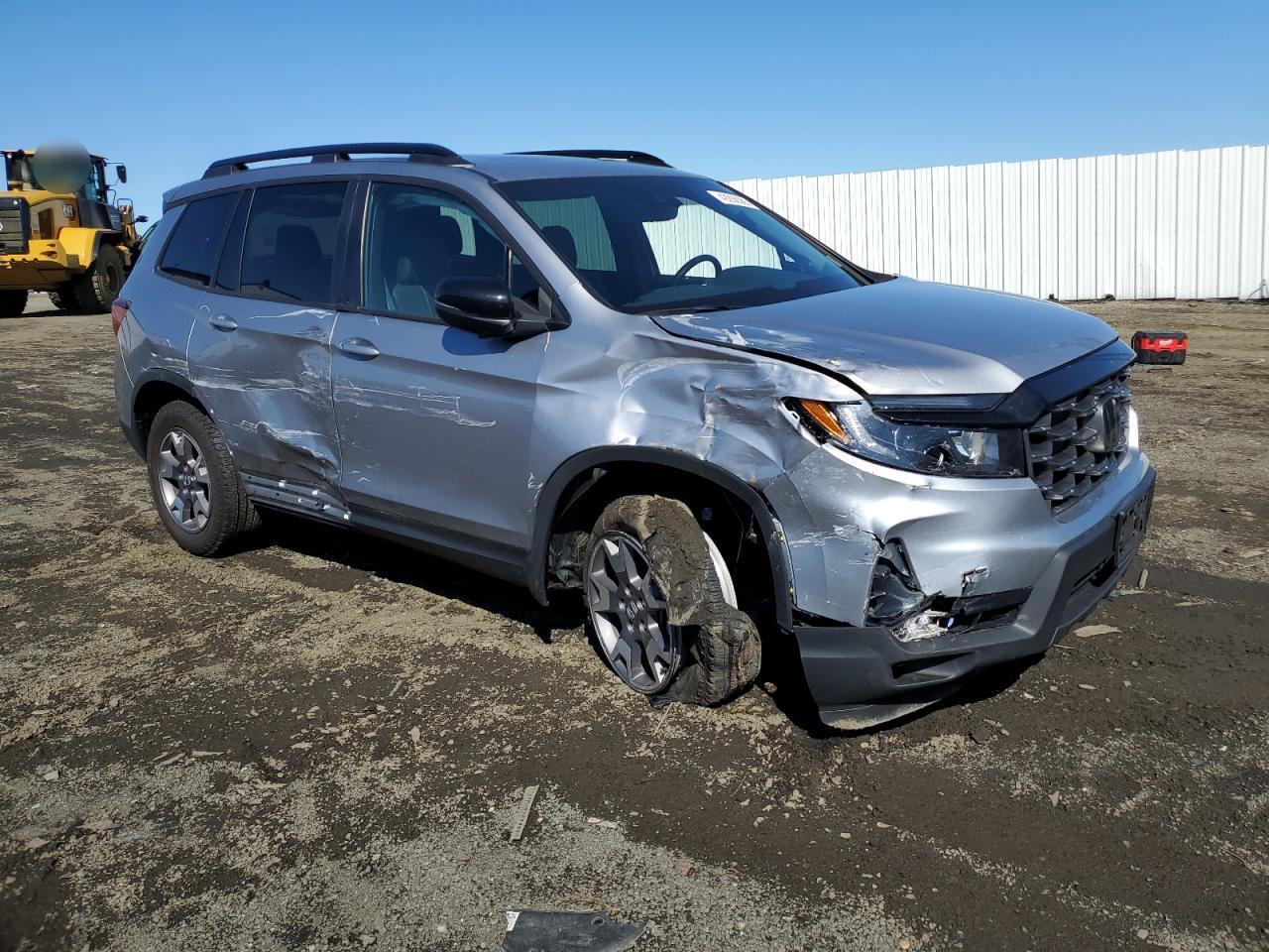 2022 HONDA PASSPORT T - Image 4