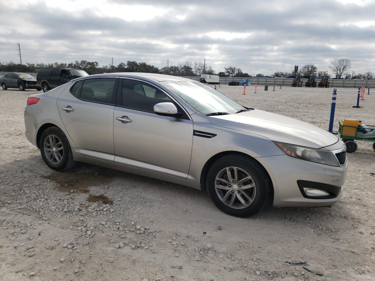 2013 KIA OPTIMA LX - Фото 4