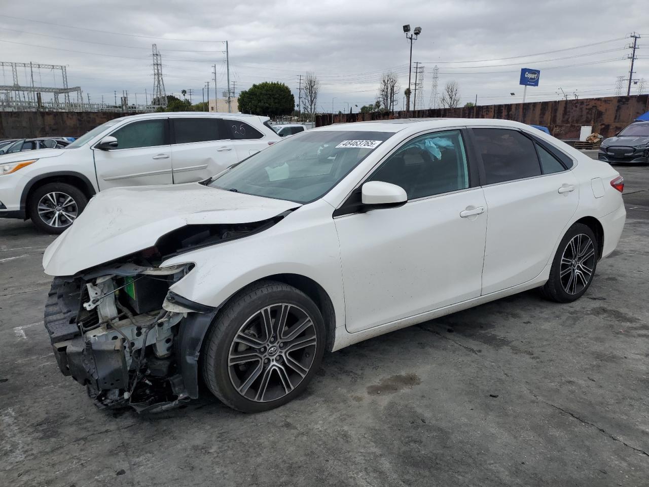 2016 TOYOTA CAMRY LE