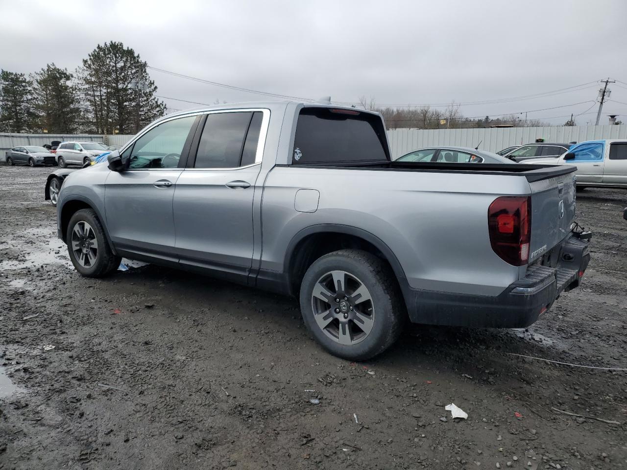 2017 HONDA RIDGELINE - Image 2