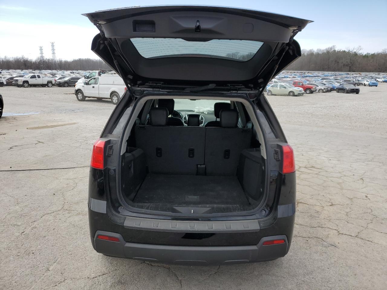 2014 GMC TERRAIN SL - Image 6