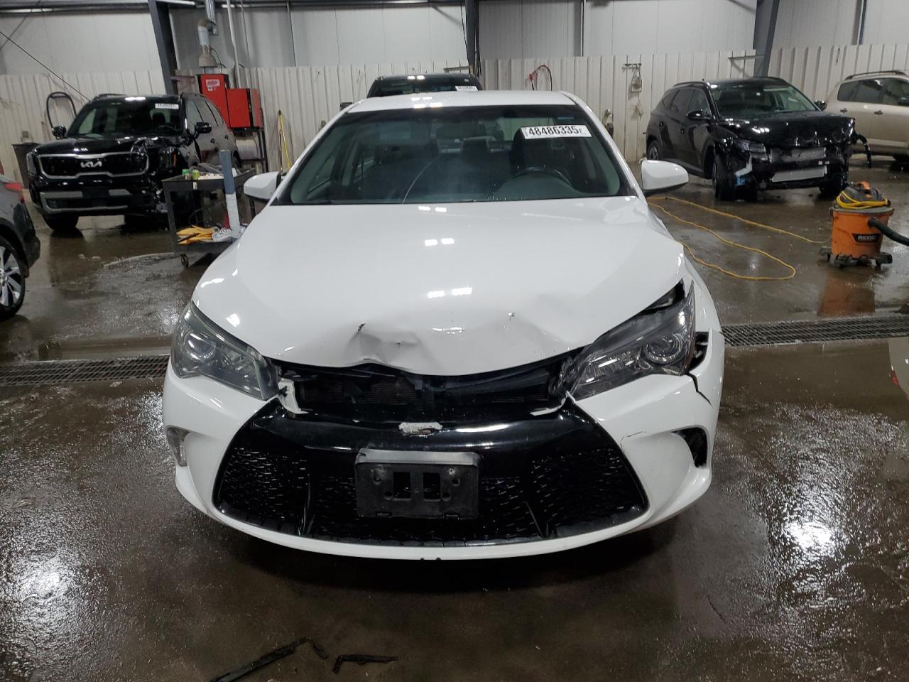 2015 TOYOTA CAMRY LE - Фото 5